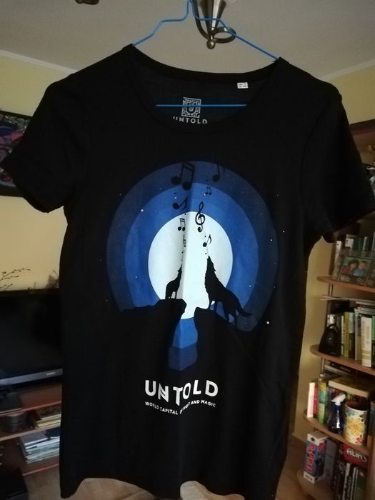 Tricou UNTOLD cu lupi, mar. S