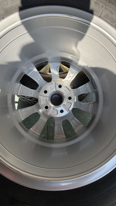 Roti jante VW Amarok Touareg 7L R5 R17 245/65/17 Bridgestone iarna