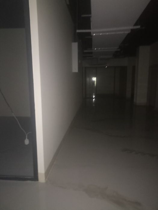 Ibn sino Stroy mart Dokon Sotiladi