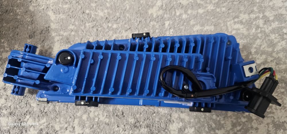 Продам противотуманные фары