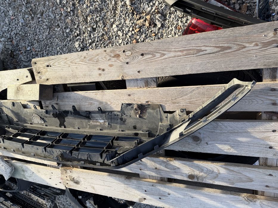 Броня/Решетка Volvo XC90