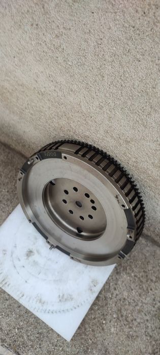 Маховик за хюндай ix35 1.7  hyundai ix35 1.7 дизел