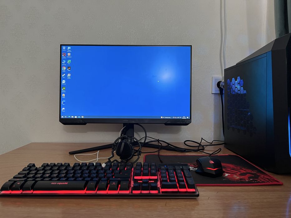 Монитор Samsung Odyssey