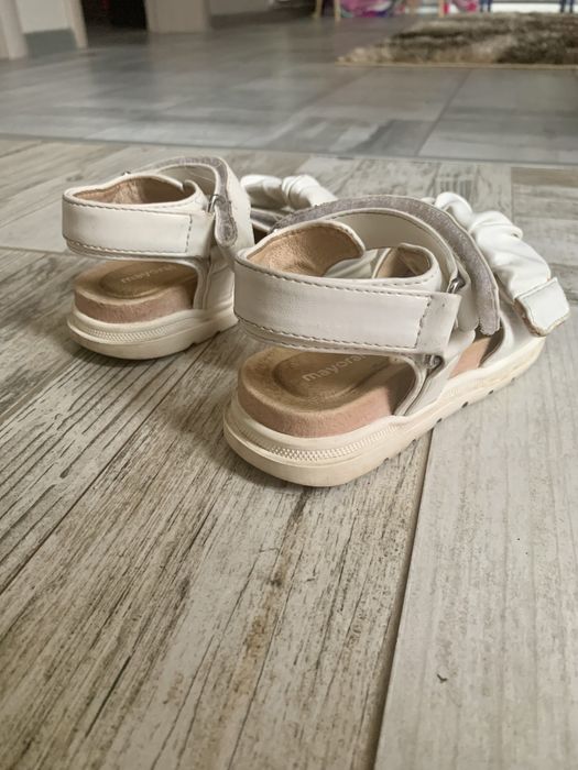Детски сандали на Mayoral 27 размер