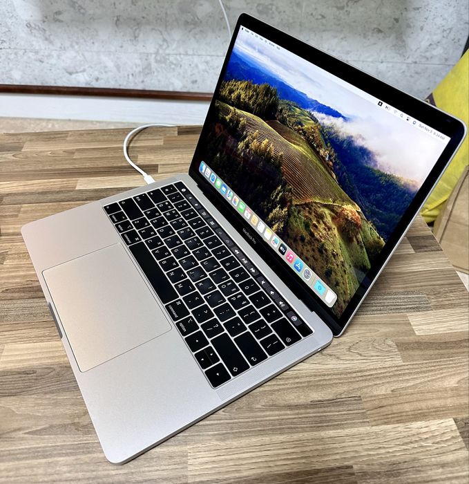 MacBook Pro M1 Silver 8/256- Yangi noutbuk ( Макбук - Ноутбук )