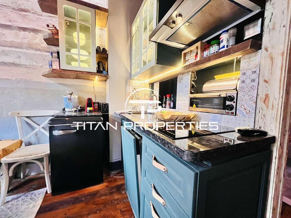 Дава се под наем Двустаен апартамент в Бургас, Център - 70 кв.м за 510 € - Снимка #3