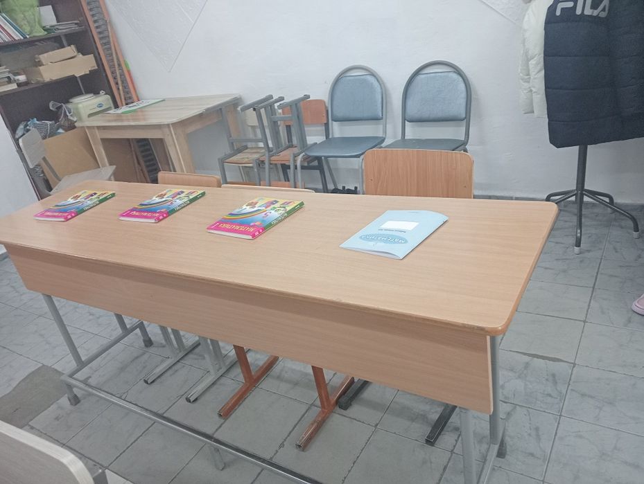 Продам парту  удлиненную