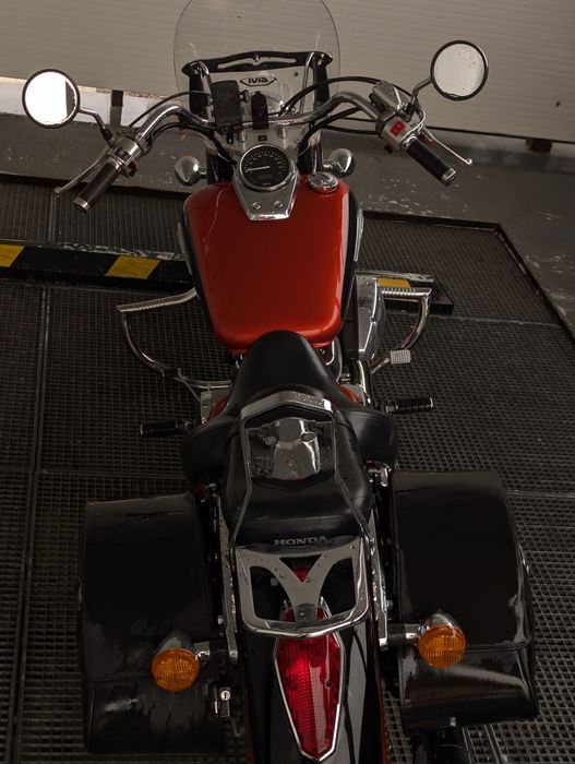 Honda VTX 750  Aero.       A2