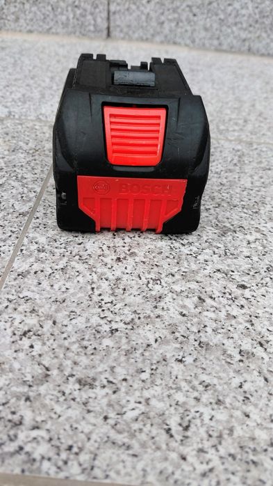 Bosch Батерия и Зарядно