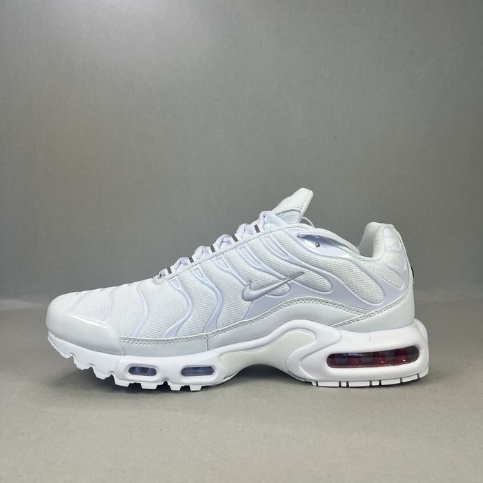 Nike Air Max Plus TN “Triple White”! НОВИ! Ориг