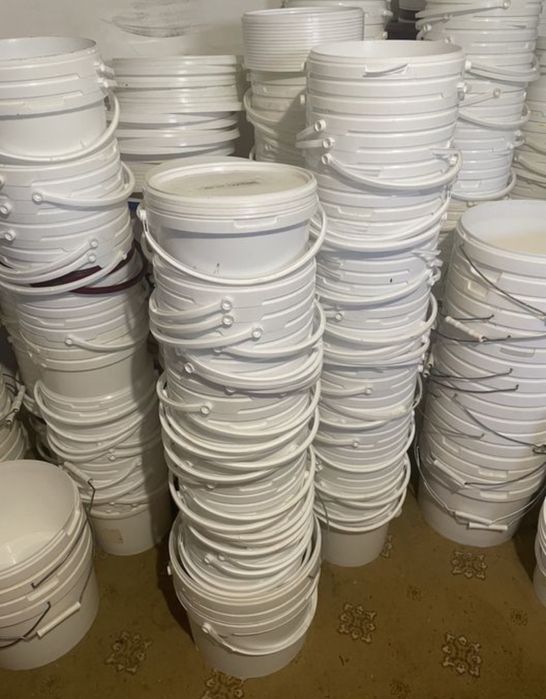 продам ведра майонезные