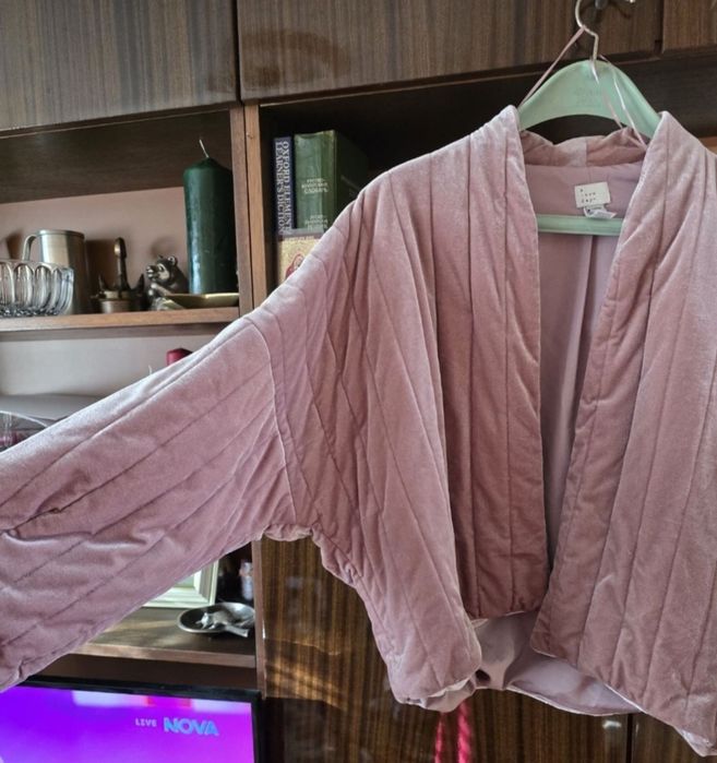 Дамско пролетно яке