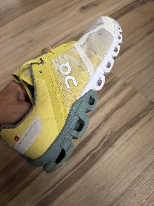 Оригинални мъжки маратонки Uq Swiss Engineering Shoes On Cloud ! 44 н