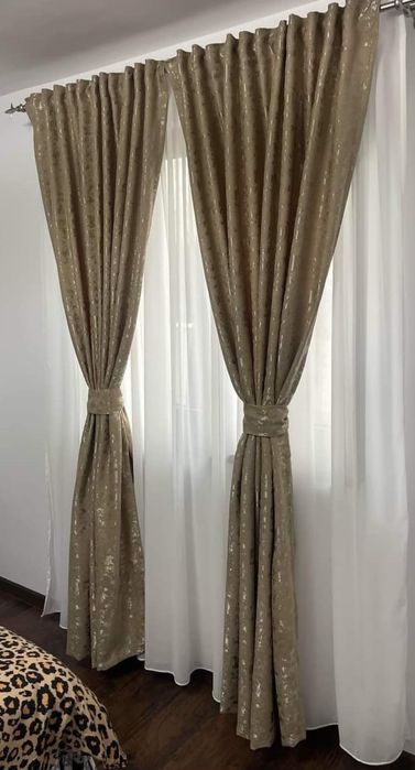 Perdele și draperii