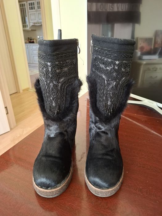 Продам сапоги "Унты"