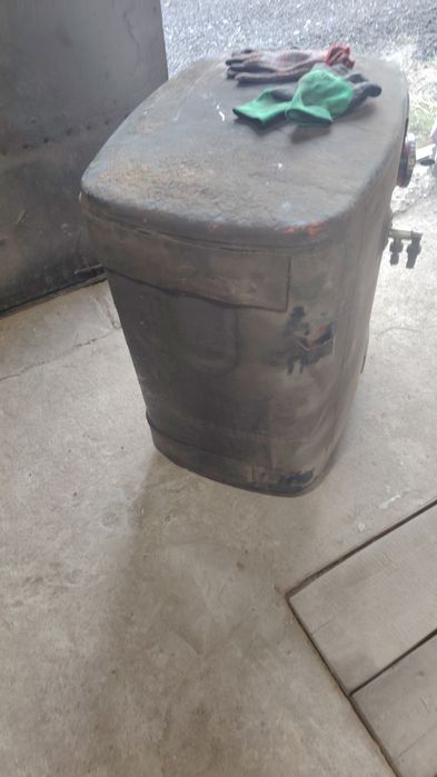 продам топливный бак алюминиевый