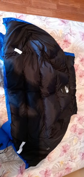 Vând Geacă The North Face 1996 Retro Nuptse
(lapis blue)
