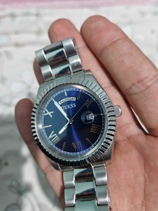 Ручной часы Guess