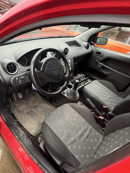 Ford Fiesta  НА ЧАСТИ