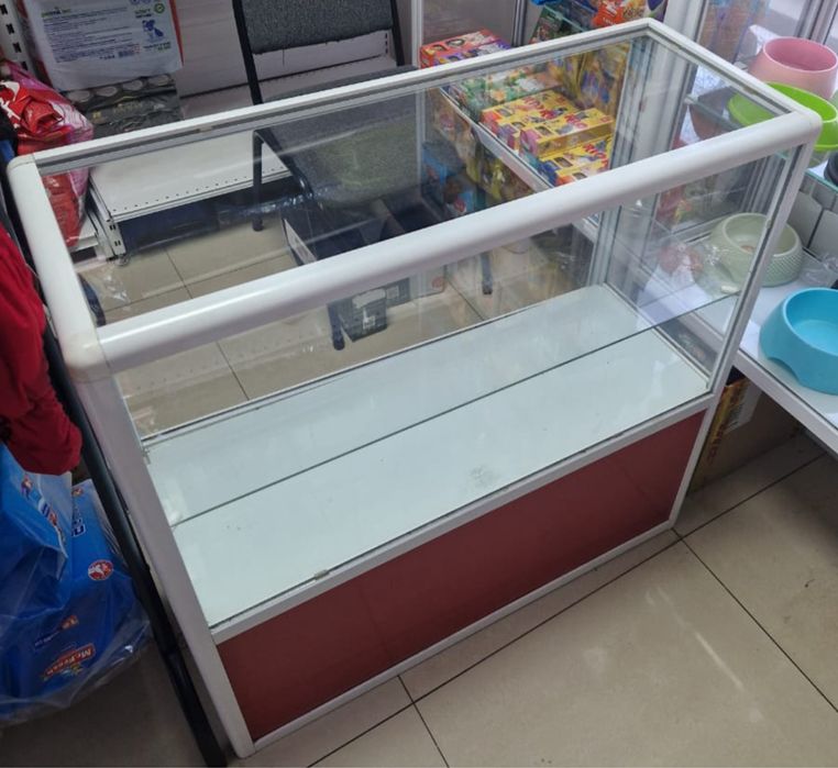 Продам оборудование для магазина