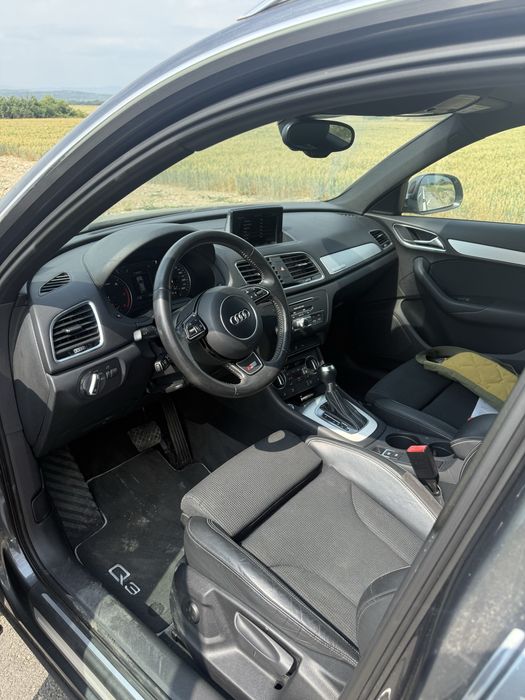 Audi Q3 2.0d 184к.с. S-line