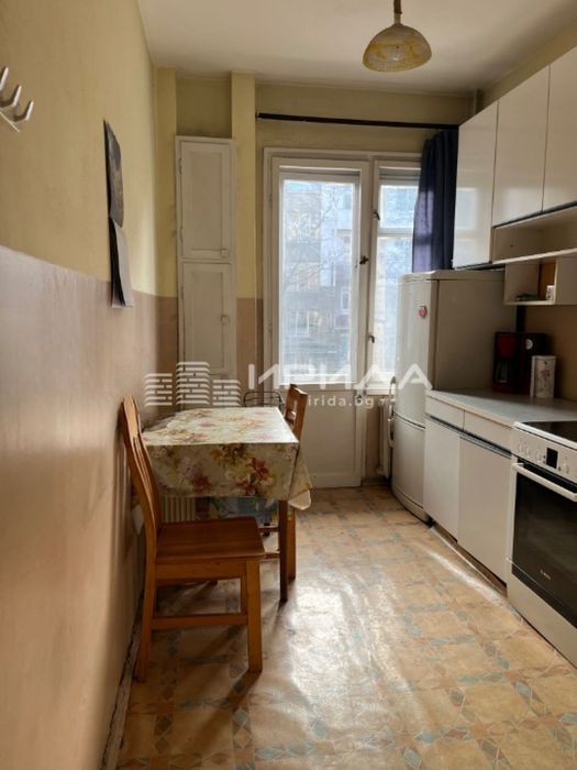 Продава се Тристаен апартамент в София, Яворов - 89 кв.м за 2235 €/кв.м - Снимка #6
