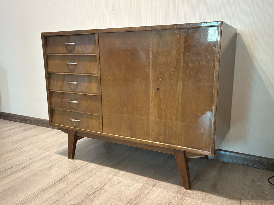 Шкаф ретро магнолия комод