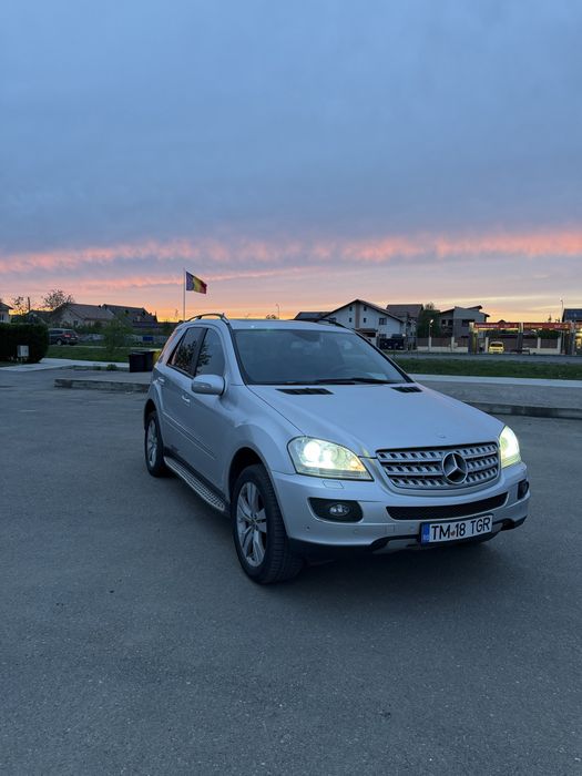 Mercedes ML 320 CDI 4x4 V6 / Fără DPF / Navi mare / Cameră / Automat