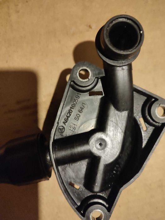 Картерна вентилация и Маслен Сепаратор за Mercedes-Benz E-CLASS 2008