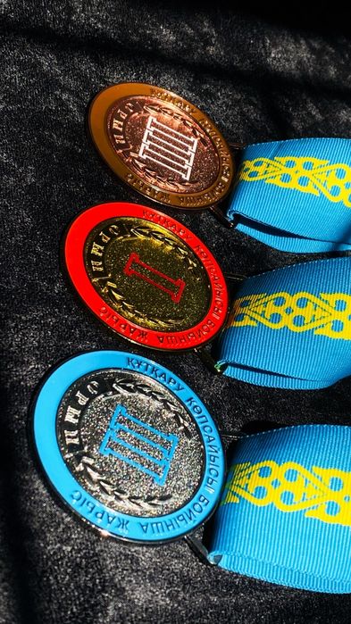 Продам бронзовую медаль