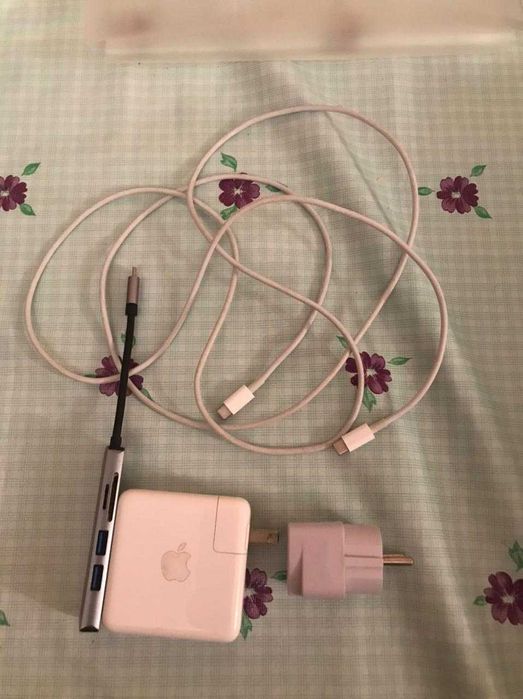 Продается Apple MacBook M1 Pro