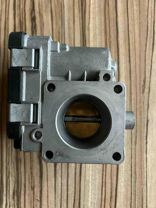 продавам дроселова клапа за фиат добло - пунто 1.2 бензин 2001 г.