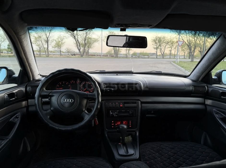 Audi A4,1999 года,1,8