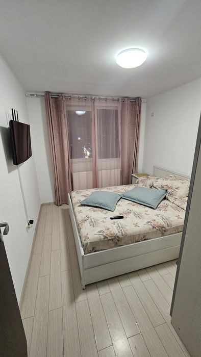 De inchiriat apartament 3 camere (proprietar)