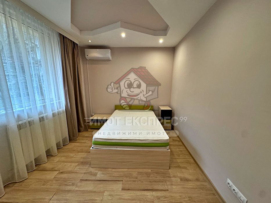 Обзаведен етаж от къща, тристаен апартамент, под наем, кв.Чинара