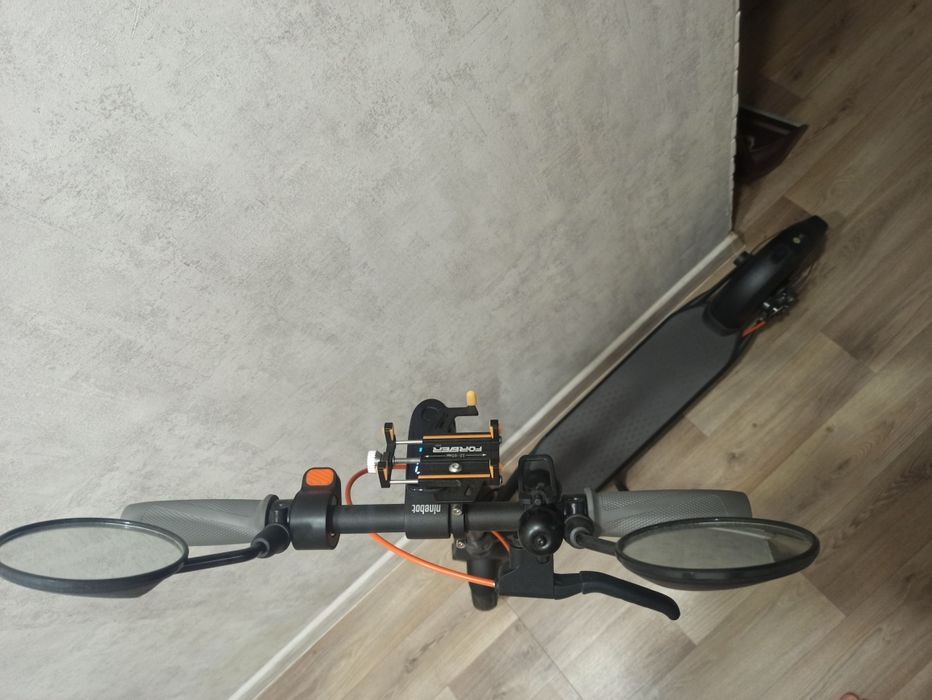 Электросамокат ninebot