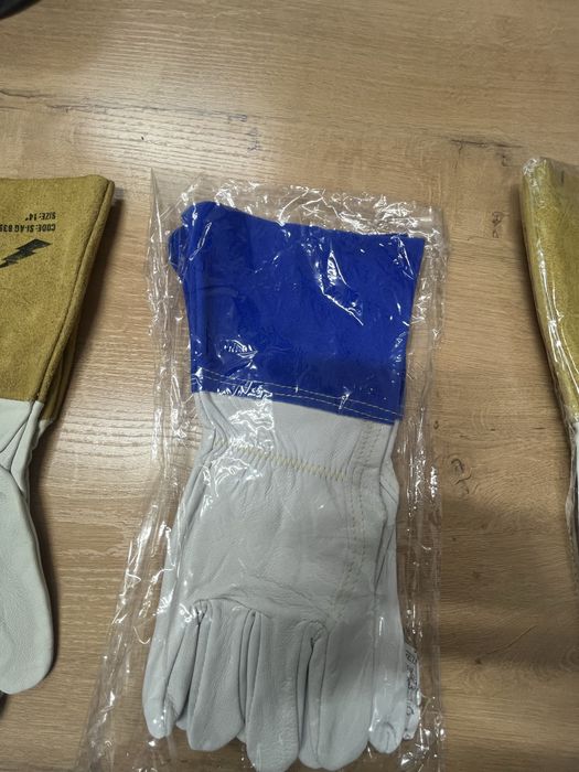 Перчатки аргонные и сварочные