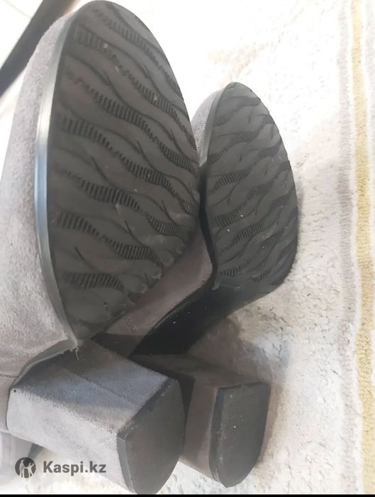 Продам ботфорты женские