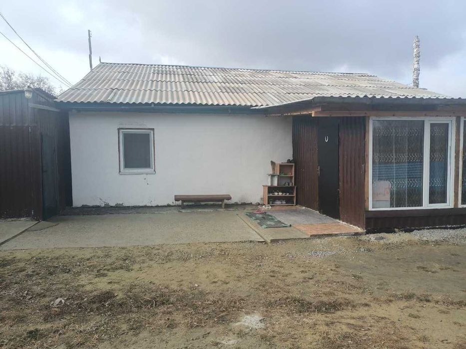 Продам  4х комнатный дом в городе недорого