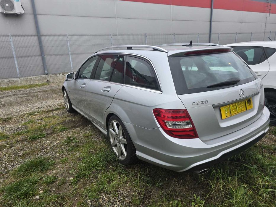Dezmembrari dezmembrez Mercedes Clasa C T-Model (S204) 2.2 CDI cod motor OM651911