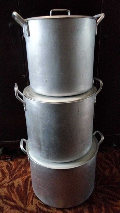 Продаю кастрюли алюминиевые