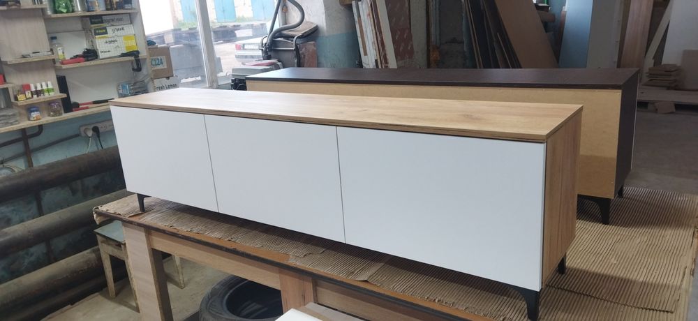 Тумба под телевизор