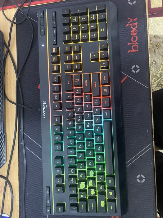 Продаю Клавиатуру HyperX