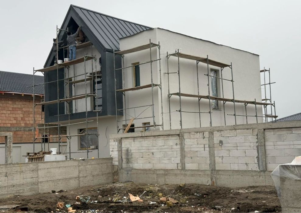 Casa de vanzare in carteir inchis doar pentru proprietari