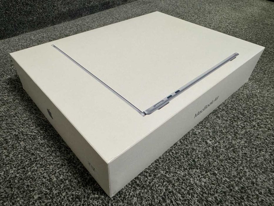  Apple / MacBook Air 13 / M4 / 16+512 / Sky Blue / Sigilat