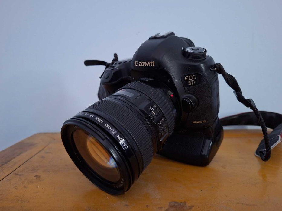 Продаётся фотоапарат MARK 3