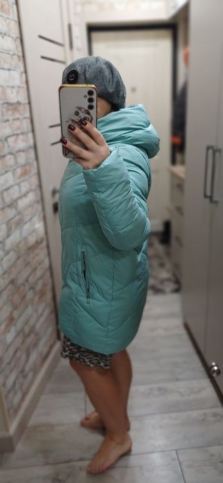 Продам женский пуховик