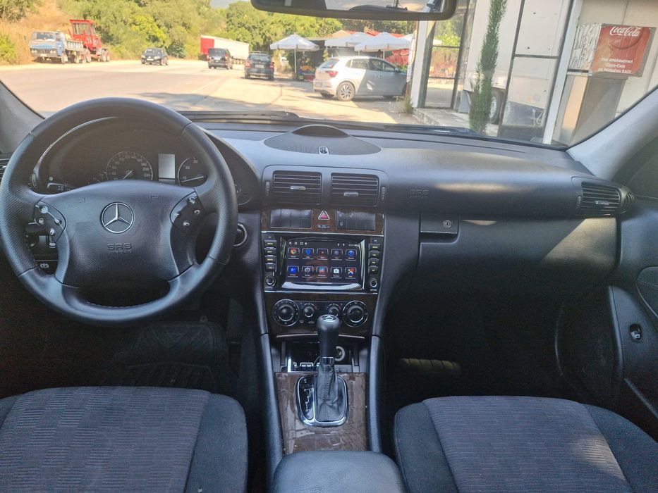 Vând un Frumos Mercedes C-Klasse