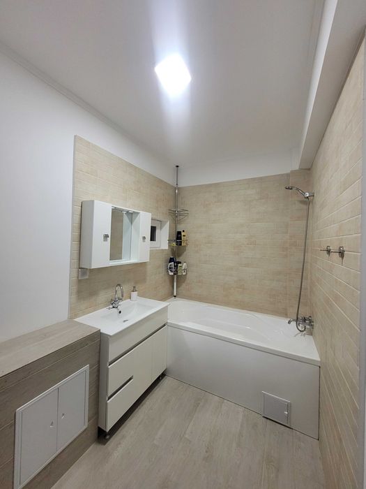 2 camere | 49.8 mp + parcare | Etaj intermediar | la cheie | Zona Lidl