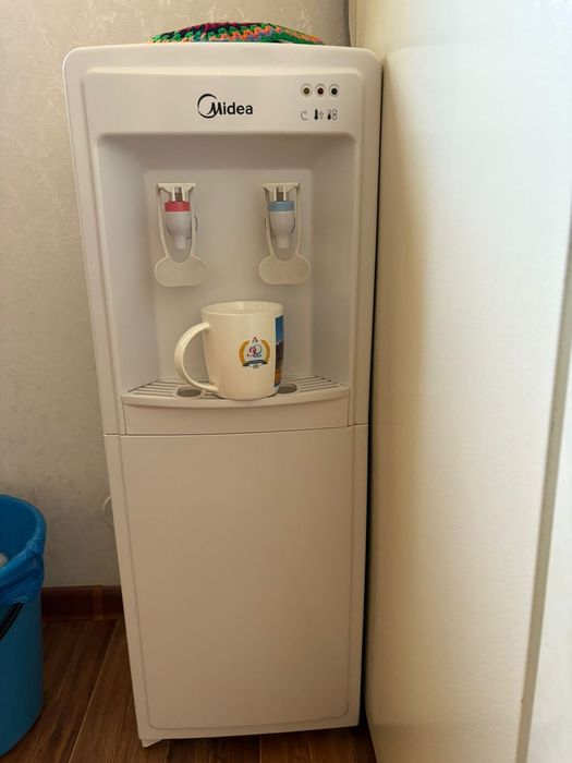 Кулер для воды бу